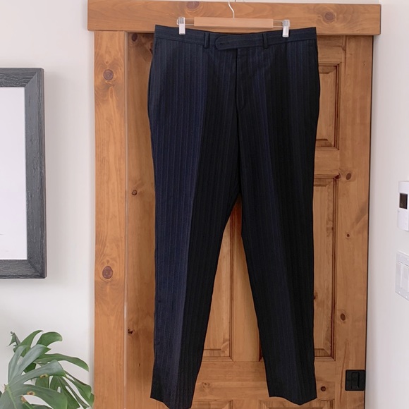 Jack Victor stripped dark blue suit, size M/L - Picture 11 of 13